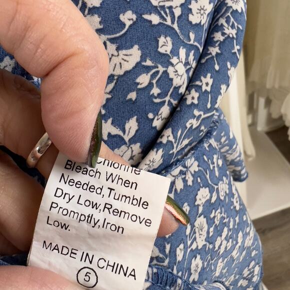 Shein sz. XS blue cropped blouse. soft girl, feminine flowy. #1949 - Picture 5 of 8